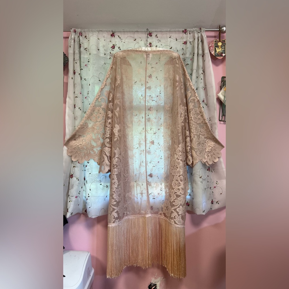Butterfly Pink Lace Fringe Kimono Duster - Picture 4 of 5